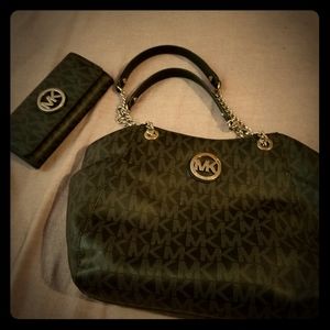 MK purse and wallet